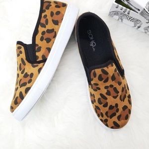 Leopard slide on shoes